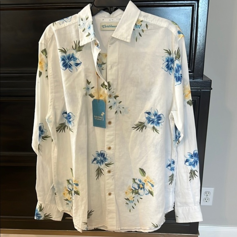 Men Caribbean White and Blue Dress Shirt Floral Elegance‎